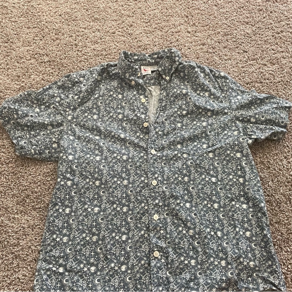 Men’s button up T-shirt